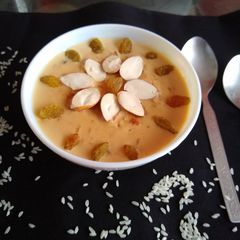 A picture of Caramelized rice kheer.