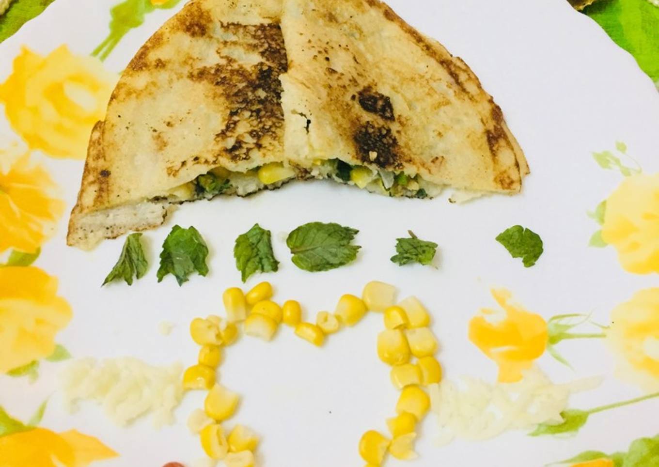 Corn spinach cheesy dosa