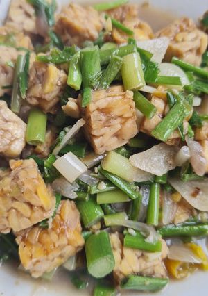 Foto resep Oseng Tempe Daun Lempuyang / Lireh