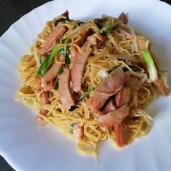 A picture of Stir Fried Noodle.