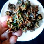 Crispy Methi Palak Pokora / Fenugreek Spinach Fritters