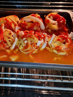 Una foto de Pasta con tomate al horno