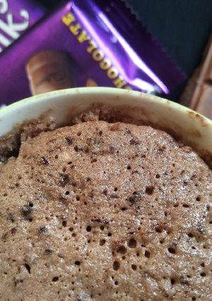 A picture of Mug cake (baked).