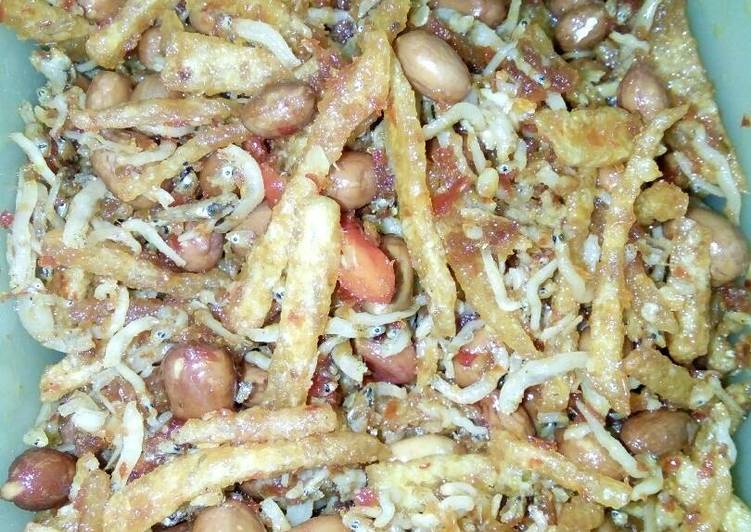 Cara Memasak Sambel teri kacang kentang kriuk yang Gurih