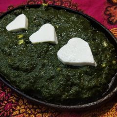 Garlic palak paneer A picture of Garlic palak paneer.