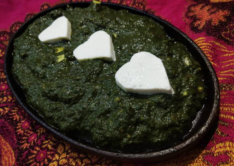 Garlic palak paneer