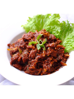 Foto resep Spicy Korean Stir Fried Beef (Jeyuk-Bokkeum)
