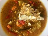 Garbanzos al Curry con verduras, maíz y huevo duro