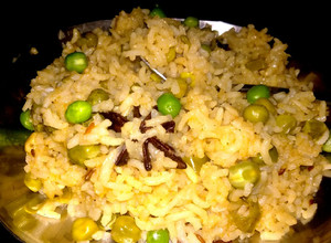 A picture of Matar / green peas pulao.