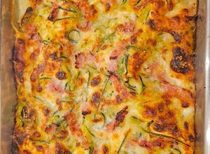 Foto di Lasagna bianca con zucchine, prosciutto e mozzarella