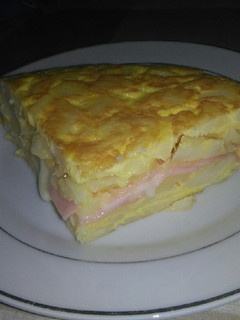Una foto de Tortilla de patatas diferente