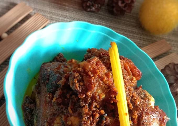 Ayam Goreng Bumbu Kuning