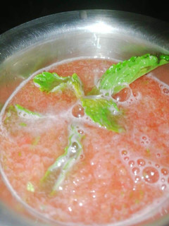 A picture of Carrot cucumber juice.
