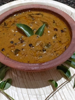 வத்தல் குழம்பு (vathal kulambu recipe in tamil) செய்முறை முக்கிய புகைப்படம்