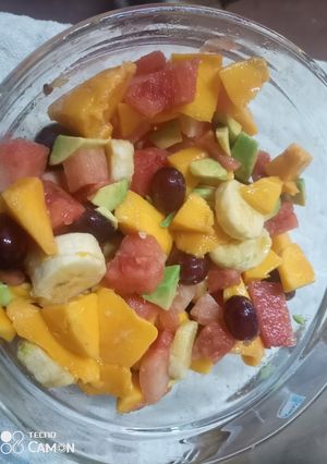 A picture of Fruit salsa.
