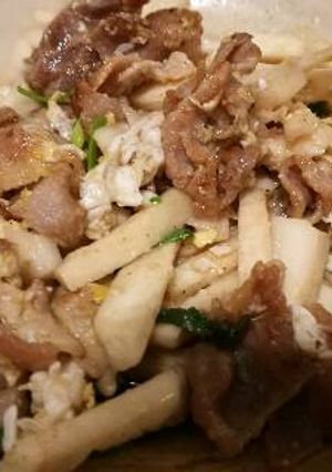 รูปของ ยอดมะพร้าวผัดหมูสไลด์