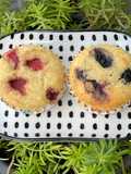 Ketogenic mulberry and strawberry muffin