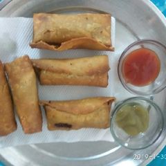 A picture of Veg Paneer spring roll.