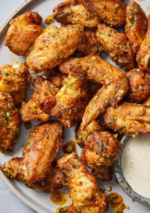 A picture of Sweet & Spicy Japanese Chicken Wings.