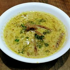 A picture of Maharashtrian Kulith Shengole.