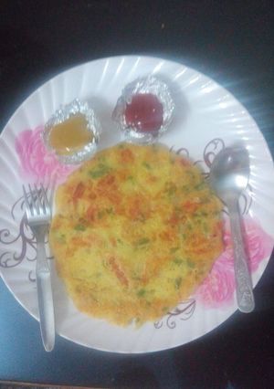 A picture of Suji uttapam.
