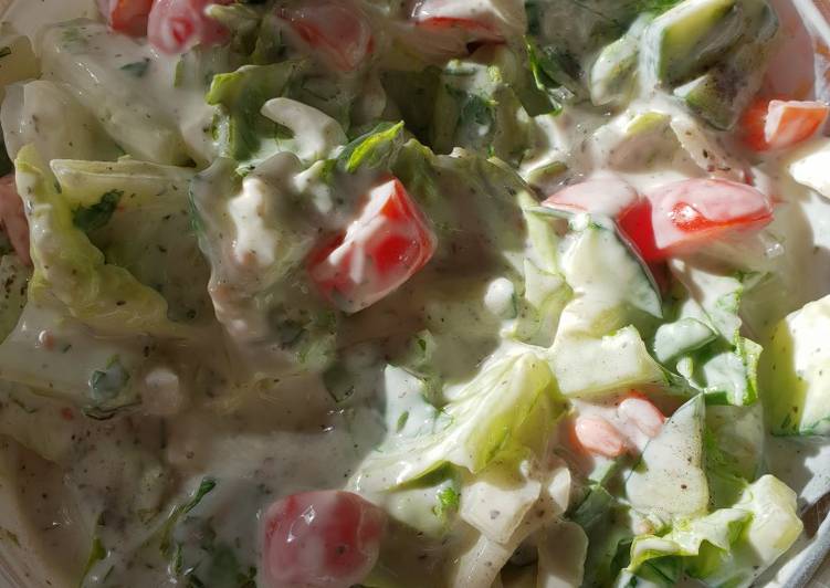 How to Make Homemade Minty yoghurt salad
