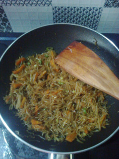 Foto resep Bihun Goreng Ebi Sayuran (balita 1y+)