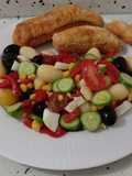 Huevas de merluza fritas con ensalada de patatas