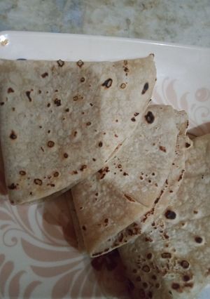 A picture of Ghar ki roti.
