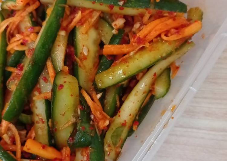 Cara menyajikan Kimchi Timun Korea  Mudah