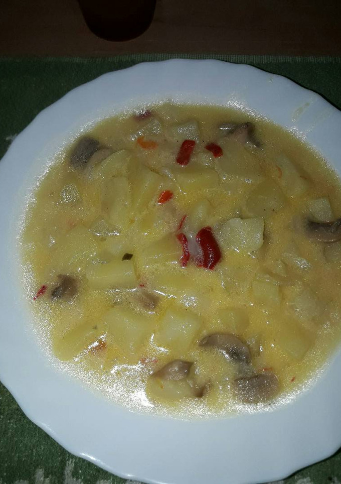 Una foto de Champiñones de verduras y nata líquida