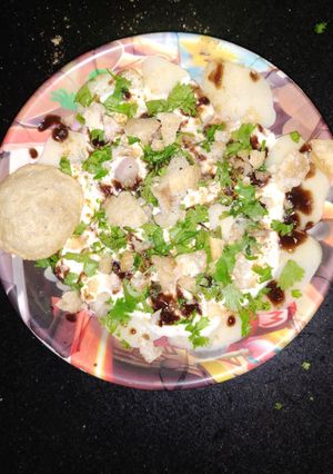 A picture of Banana aloo chaat.