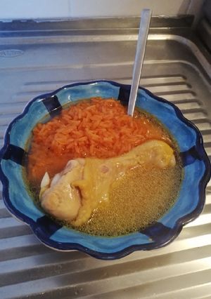 Una foto de Caldo de gallina
