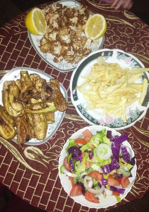 صورة لوصفة مقالي وسلطة