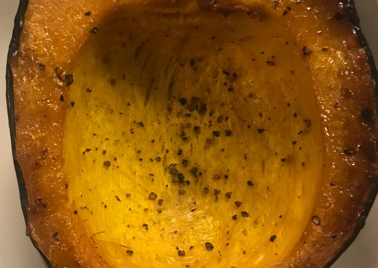 Simple Way to Make Speedy Roasted Acorn Squash