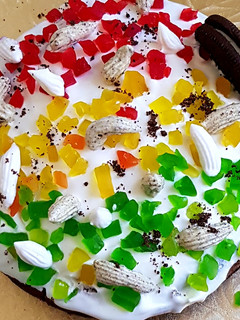 ઓરીયો કેક(oreo cake recipe in gujarati) રેસીપી મુખ્ય ફોટો