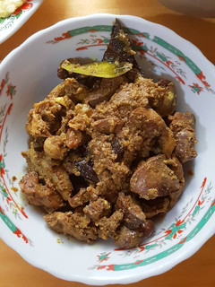 Foto resep Ati Ampela Ungkep Bumbu Kuning