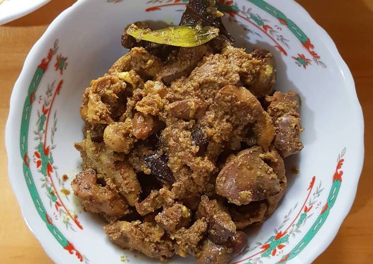 Langkah Mudah untuk memasak Ati Ampela Ungkep Bumbu Kuning Anti Gagal