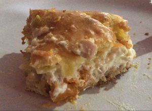 Una foto de Pastel de pollo con masa licuada