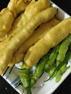 ભજીયા (bhajiya Recipe in gujarati) રેસીપી મુખ્ય ફોટો