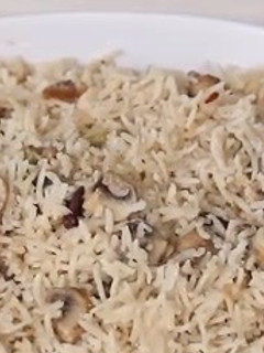 صورة لوصفة ارز بالمشروم