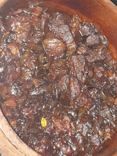 صورة لوصفة طاجن لحمة بالبصل