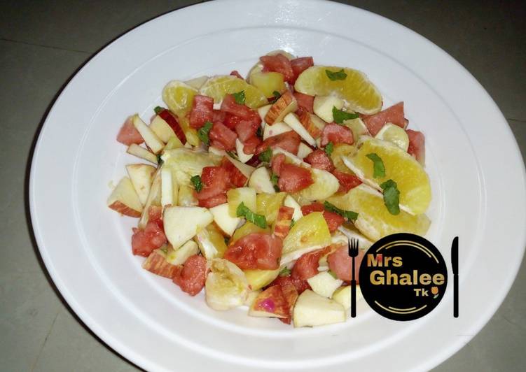 Step-by-Step Guide to Prepare Speedy Mint leave easy fruits salad