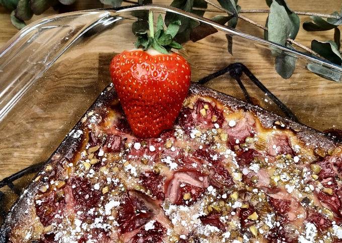 Clafoutis fraise / pistache