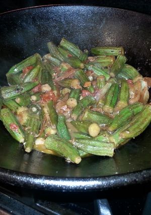 A picture of Spicy okra.