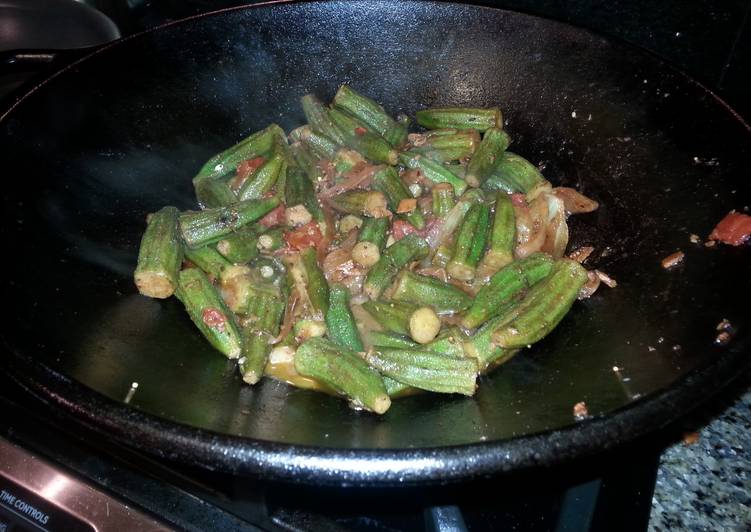 Simple Way to Make Favorite Spicy okra