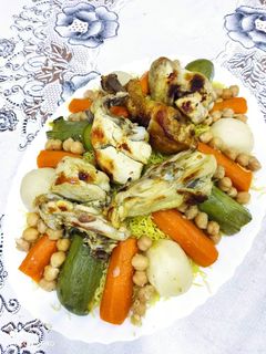 Une photo de Rechta au poulet et légumes