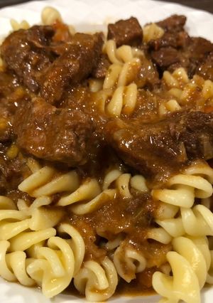 Una foto de Gulasch de carne de vaca