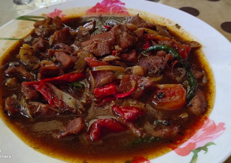 Sapi lada hitam sederhana