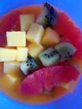 Salada de manga com segmentos de toranja